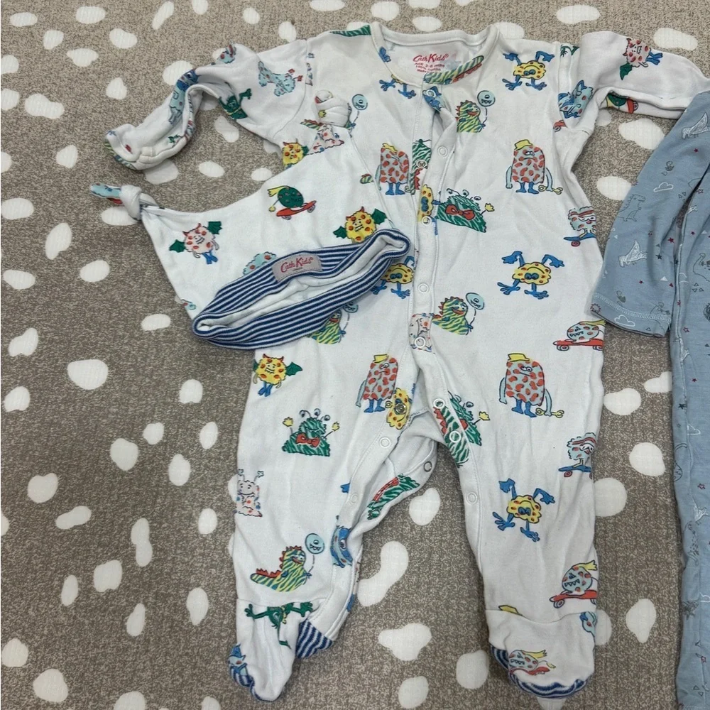 Lot of 7 bamboo footies coverall baby boy angel dear cath kid hat dinosaur zippy